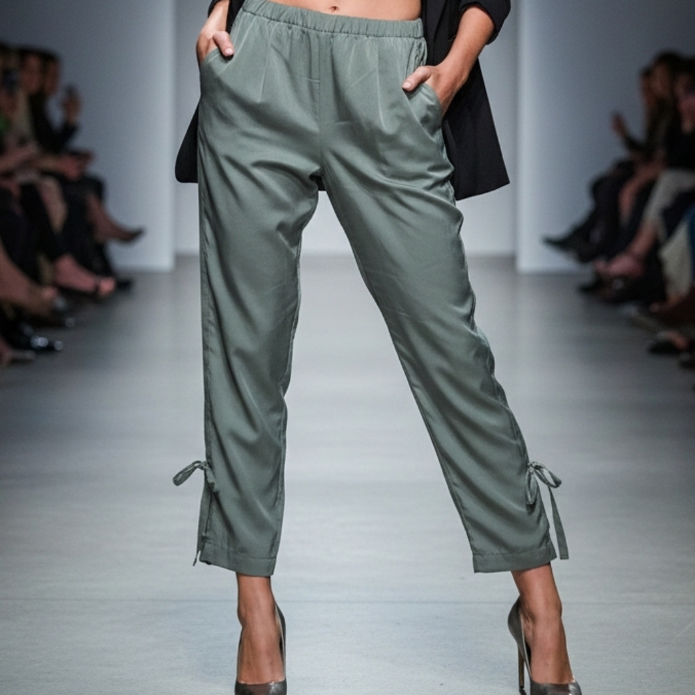 Stylish Women's Pants Chicos